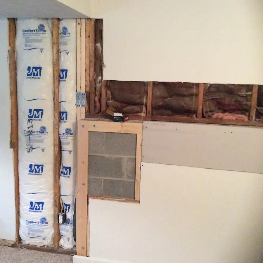 Wall insulation replacement during Structural Drying in Etowah